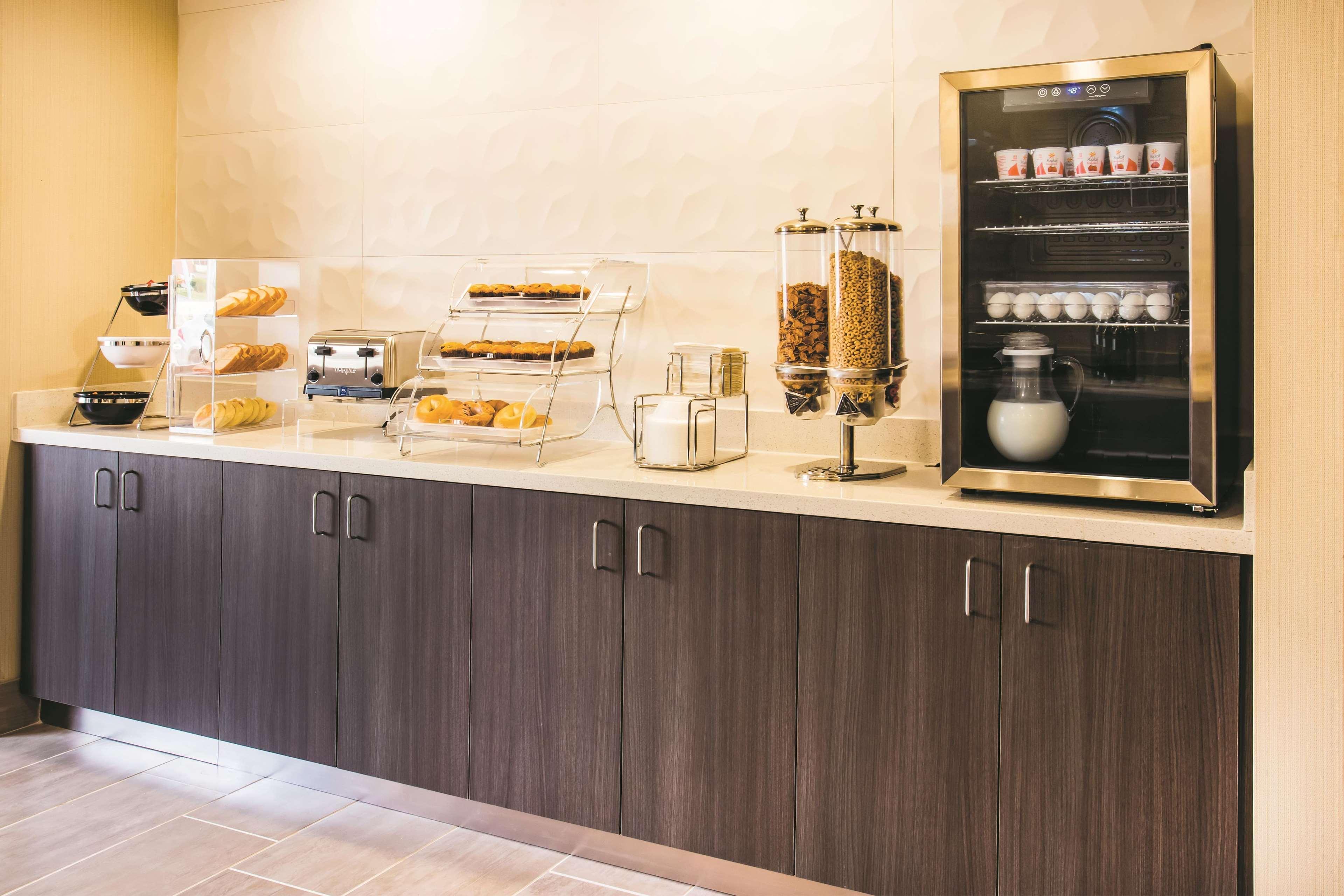 La Quinta By Wyndham Cincinnati Ne - Mason Ngoại thất bức ảnh